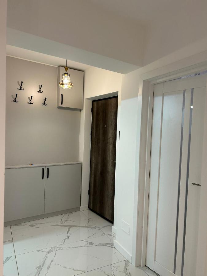 Luxury Apartments And Studios Boulevard G Enescu Suczawa Zewnętrze zdjęcie