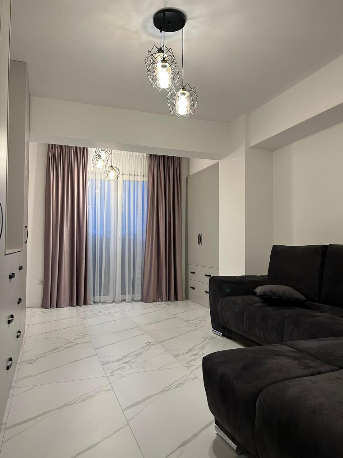 Luxury Apartments And Studios Boulevard G Enescu Suczawa Zewnętrze zdjęcie